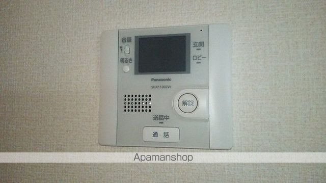 ロイヤルクレッセント西登戸参番館の内装写真