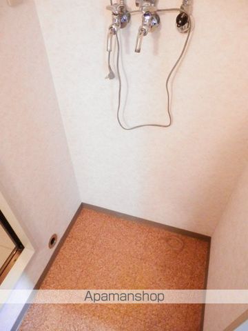 ローヤルハイツ菊水元町の内装写真