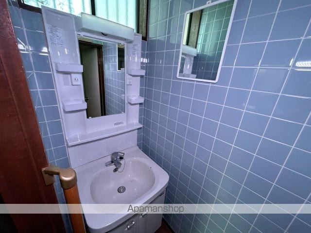寺尾貸家3階建の内装写真