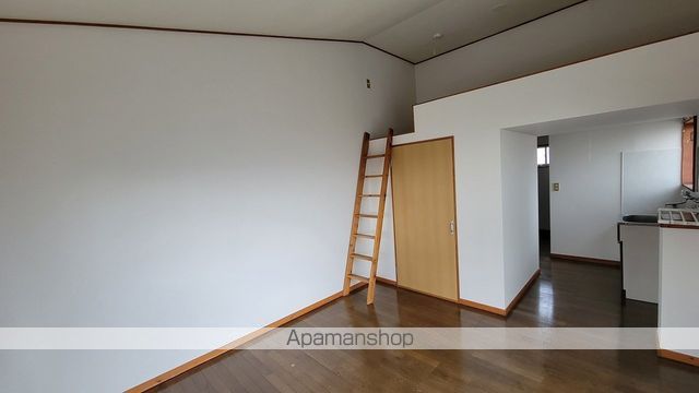ホワイトヴィレッチ国見の内装写真
