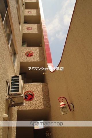 FLEUROUGEの外観写真