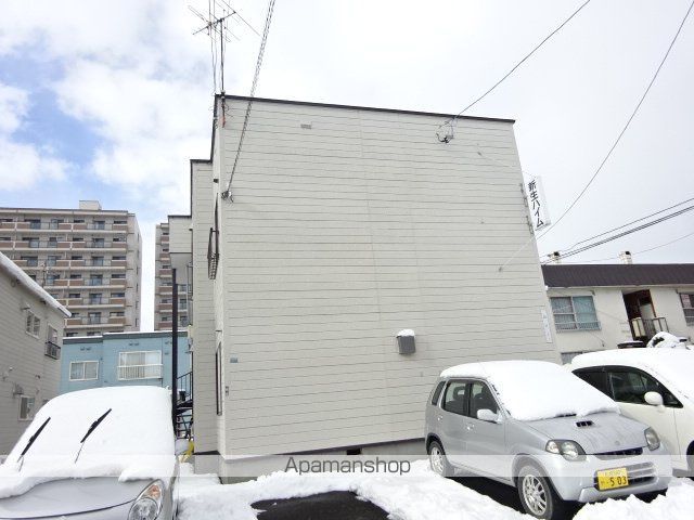 新生ハイムの外観写真