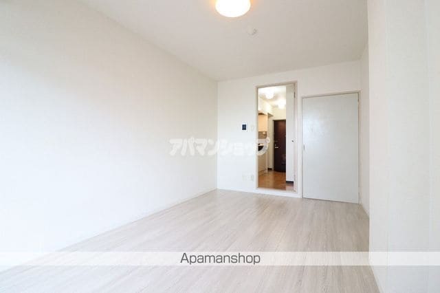 SIDEPLACE SAKADOの内装写真