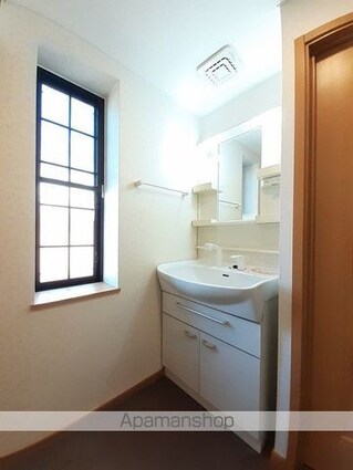 パステークガーデンＤ[2DK/46.92m2]の洗面所