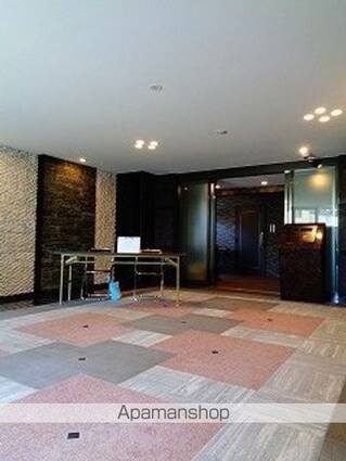 ルーブル三軒茶屋伍番館[1K/25.52m2]のエントランス