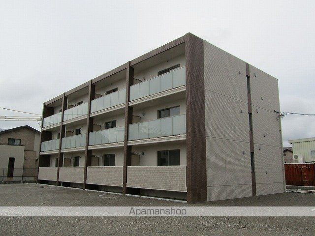 ADOREの外観写真