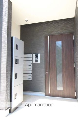 GRANDTIC L3 国富(グランティック エルスリー クニトの玄関写真