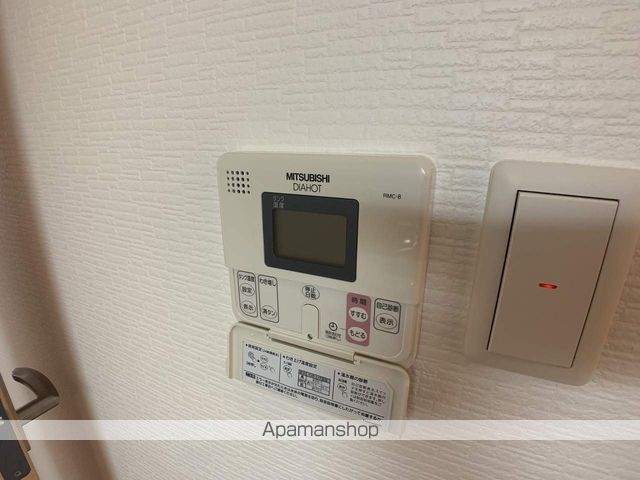イーバイユー新大阪の内装写真