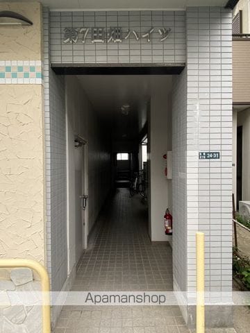 第7田畑ハイツの玄関写真