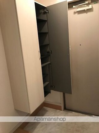 コーポスカイＦ[1LDK/48.89m2]の玄関