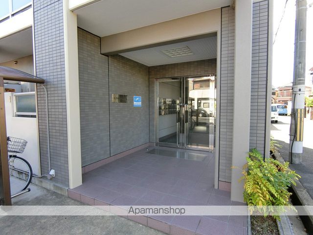 エクセレント秋桜の玄関写真