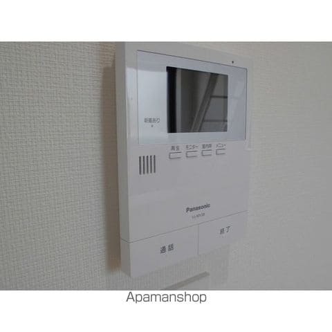 アースクエイク上条A棟の内装写真