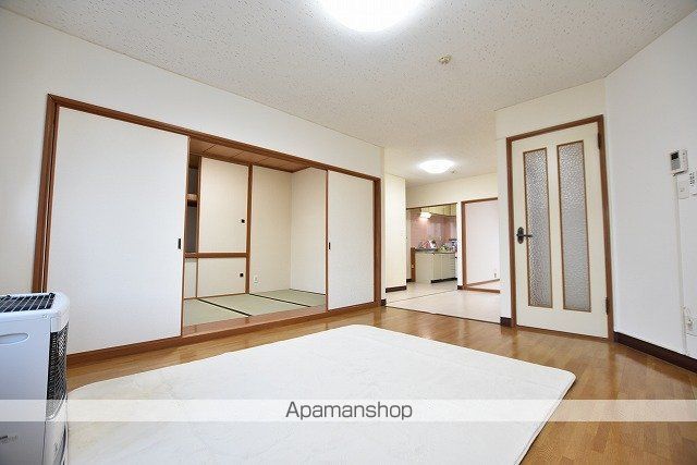 LAFESTAの内装写真