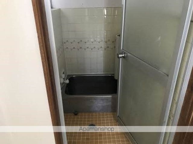 今国府町一戸建の内装写真