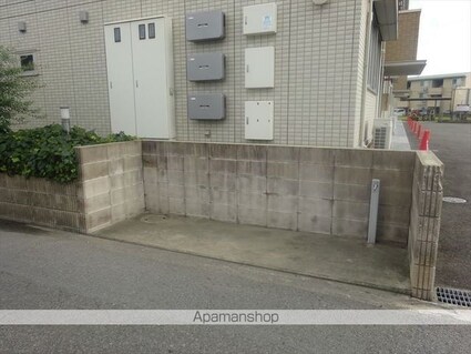 和歌山県和歌山市加納[3LDK/67.23m2]の共用部4