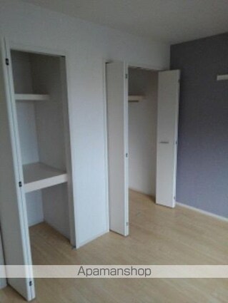 クローヴ・アヴェニュー・Ｍ　Ⅲ[1LDK/53.09m2]の収納