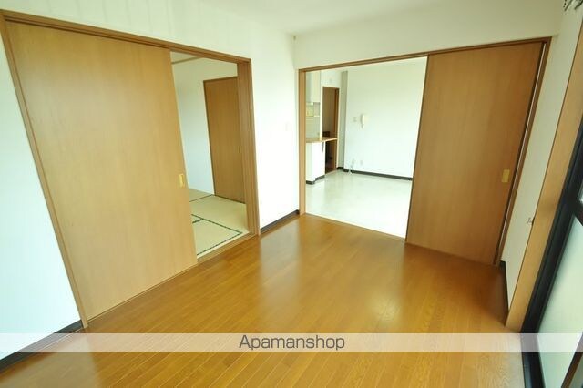 カーロ[3LDK/68.64m2]の内装3
