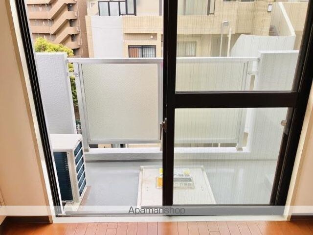 東京都新宿区中落合１丁目[3LDK/71.58m2]のバルコニー