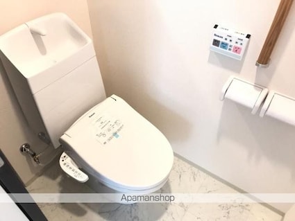 ロイヤル　ソフィア[1LDK/45.42m2]のトイレ