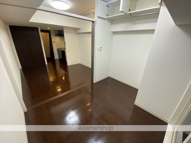 セレニテ新大阪弐番館の内装写真