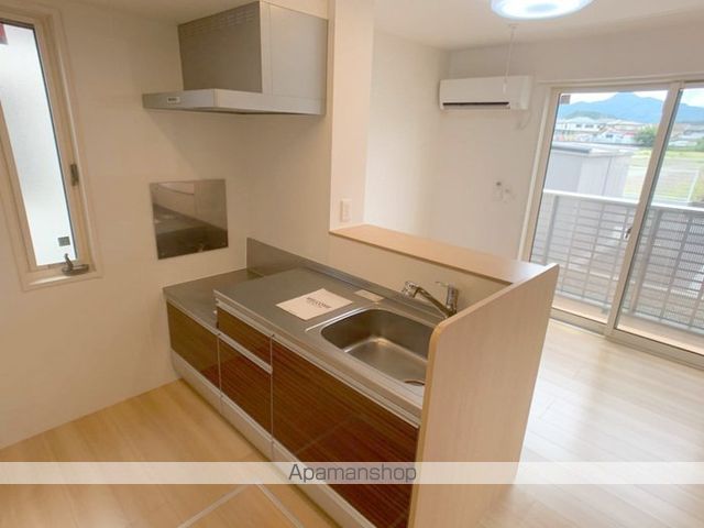JーRoom妃 弐番館の内装写真