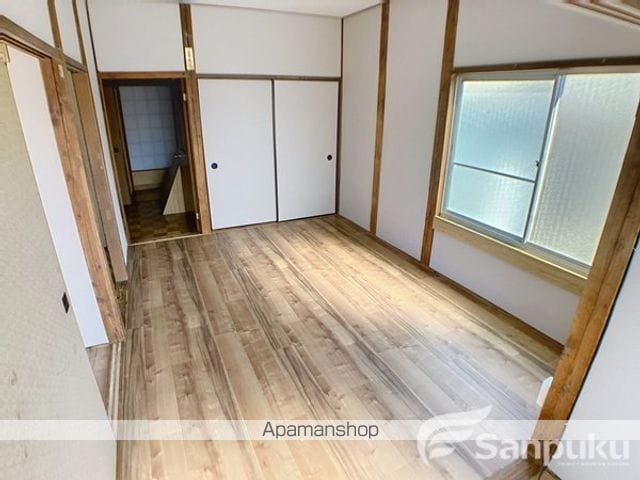 松山市 2階建 築68年の内装写真