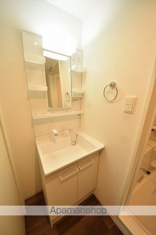 スリーナインYGの内装写真