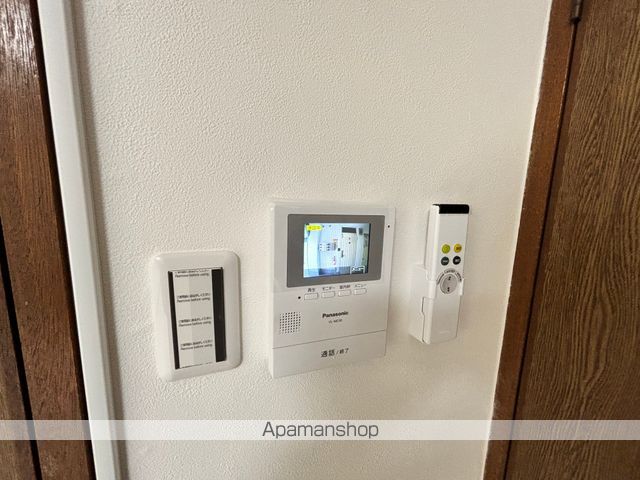 ロイヤルコーポ六十谷の内装写真