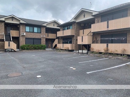 滋賀県蒲生郡日野町大字大窪[2LDK/52.02m2]の駐車場1