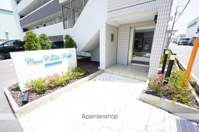 カーサ クレインフィールドの玄関写真
