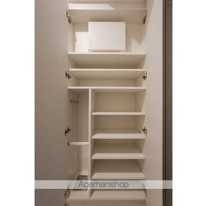 コンフォリア・リヴ豊洲キャナル[2LDK/39.8m2]の内装