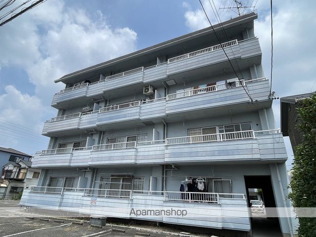 酒井マンションの外観写真