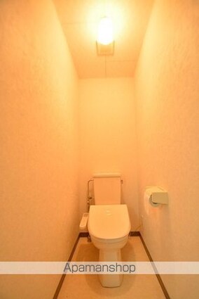 ファミーユ小松島[1K/27.13m2]のトイレ