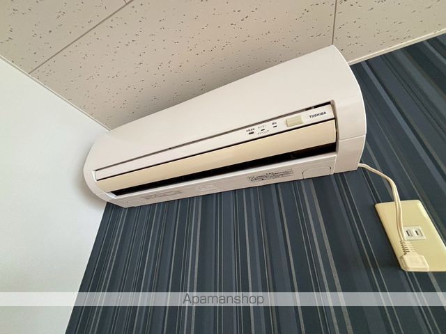 クリスタルの内装写真