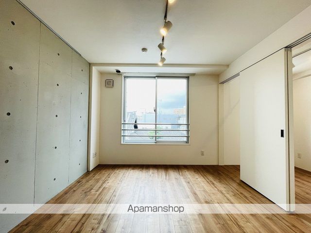 QUADOR御器所NOIRの内装写真