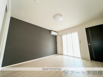 オアシスガーデン立花[1K/33.86m2]のリビング・居間