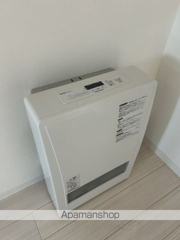 HOPE N8E8の内装写真