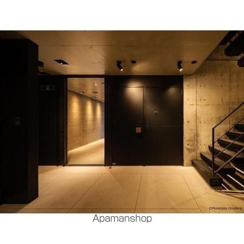 THE Aの玄関写真