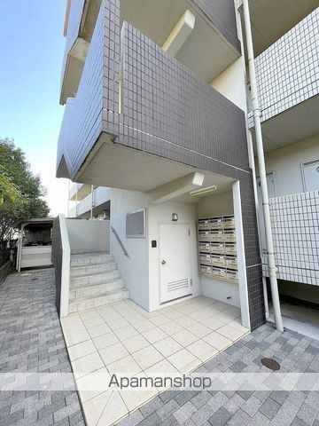 グラン城川の玄関写真