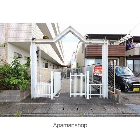 SUNROYALの玄関写真