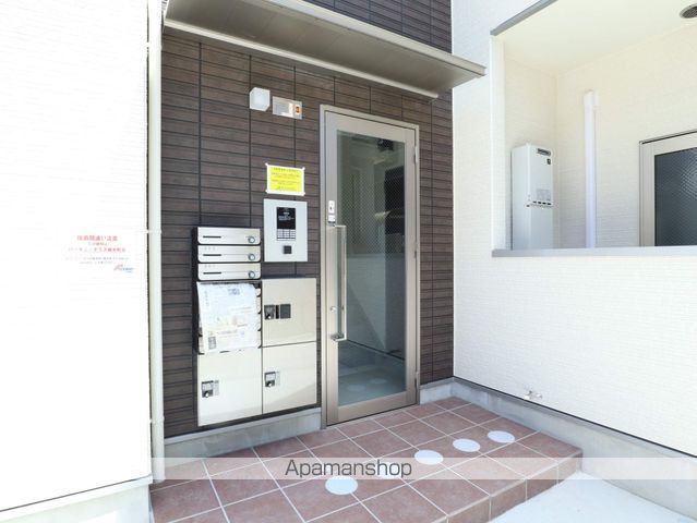 ハーモニーテラス城木町IIIの玄関写真