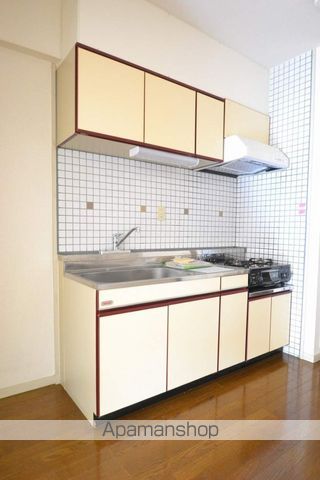ミッションデルタの内装写真