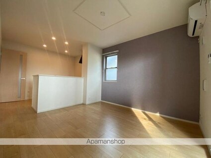 レジーナＢ[2LDK/53.95m2]のリビング・居間