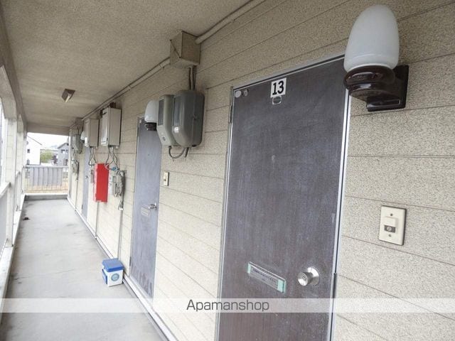 コーポめぐみIの玄関写真