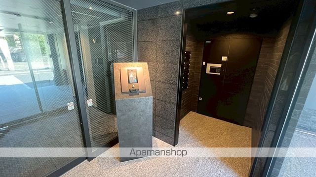 ヴィレッジ表参道の玄関写真