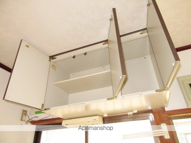 コーポ岡田D棟の内装写真