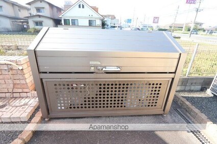 サザンリーフ新涯[2LDK/69.22m2]の内装2