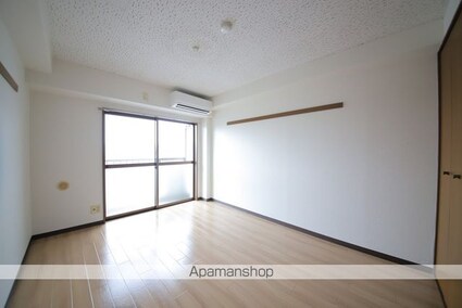 ロイヤルハイツ堀之内[1K/18.27m2]のリビング・居間