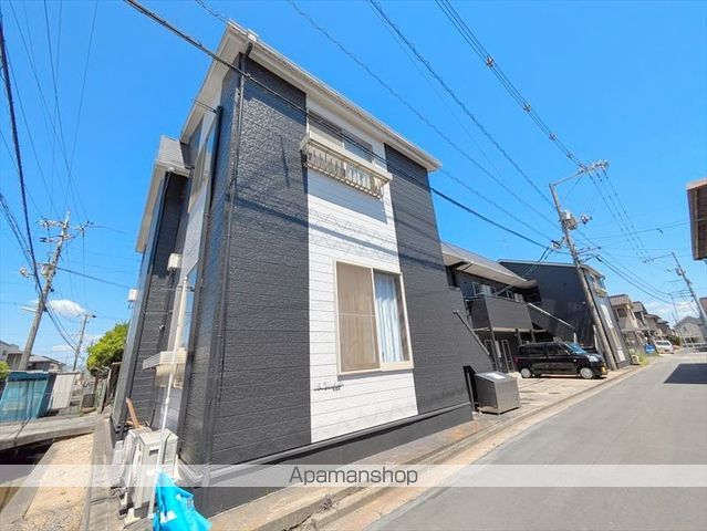ヴィラ鶴新田 弐番館の外観写真