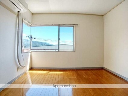 ヴィラ・スカイシップ[3LDK/76.5m2]の共用部2